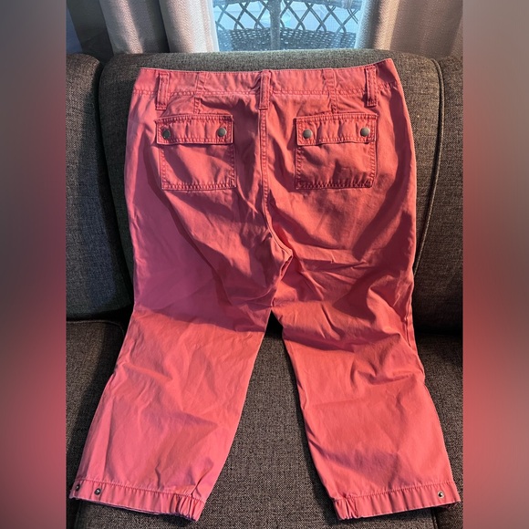 GAP coral cropped pant - Picture 2 of 4